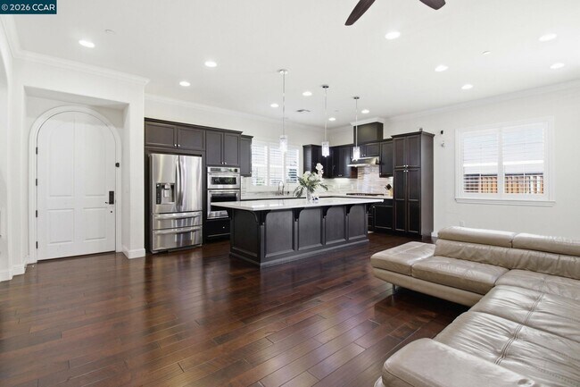 1365 Bayberry View Ln San Ramon, CA 94582 photo 4