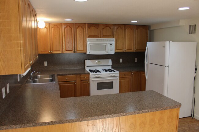 3305 Grooms Street, Austin, TX 78705 photo 2
