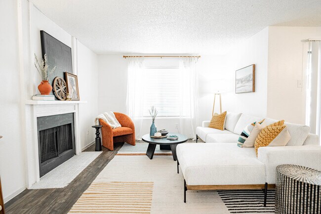 Riverwalk Apartments photo 3