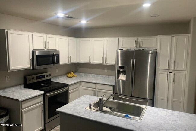 1533 S 228th Ln Buckeye, AZ 85326 photo 3