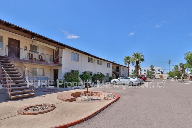 231 E 2nd Ave Mesa, AZ 85210