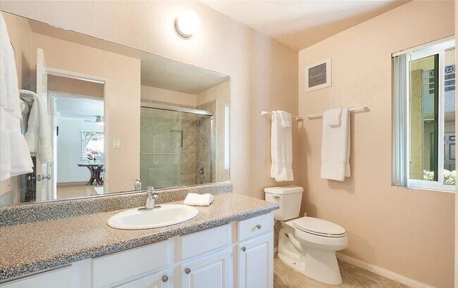 7525 Charmant Dr San Diego, CA 92122 photo 3