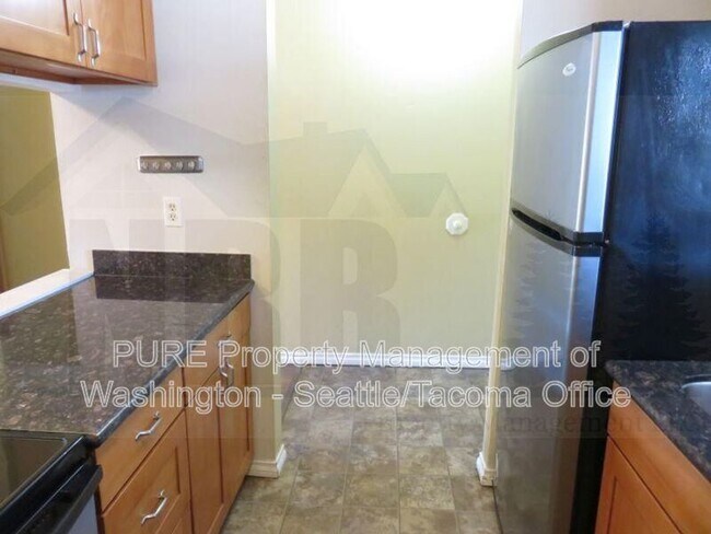 3428 I St NE Auburn, WA 98002 photo 2
