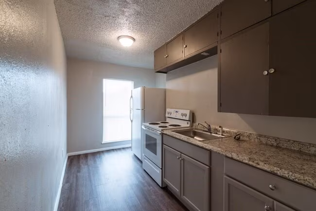 5327 Bell Street, Houston, TX 77023 photo 2