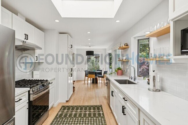 4 Loring Ave Mill Valley, CA 94941 photo 5