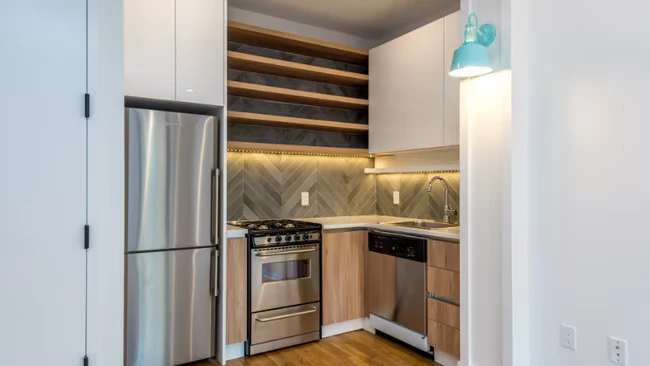 724 5th Ave Brooklyn, NY 11232 photo 4