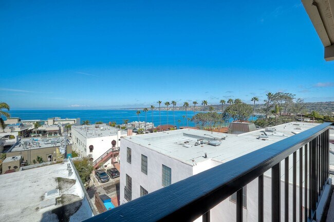 1250 Cave St San Diego, CA 92037 photo 2