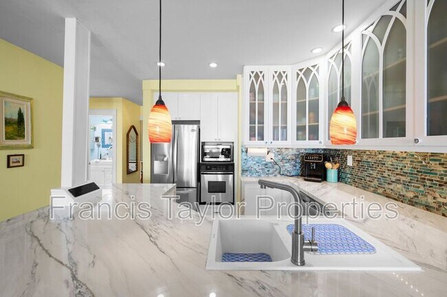 5155 W Point Loma Blvd San Diego, CA 92107 photo 4