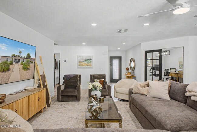 5140 E Poinsettia Dr Scottsdale, AZ 85254 photo 5