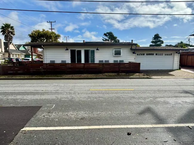 4710 Jewel St Capitola, CA 95010 photo 4