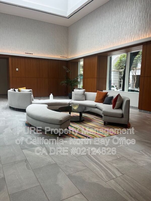 1688 Pine St San Francisco, CA 94109 photo 2