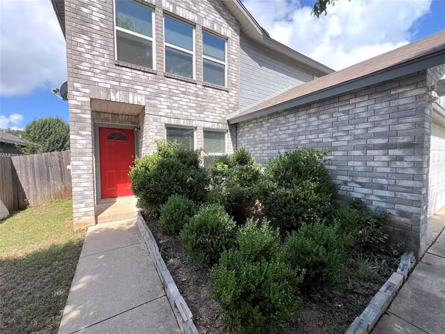 2423 Glen Field Dr Cedar Park, TX 78613 photo 4