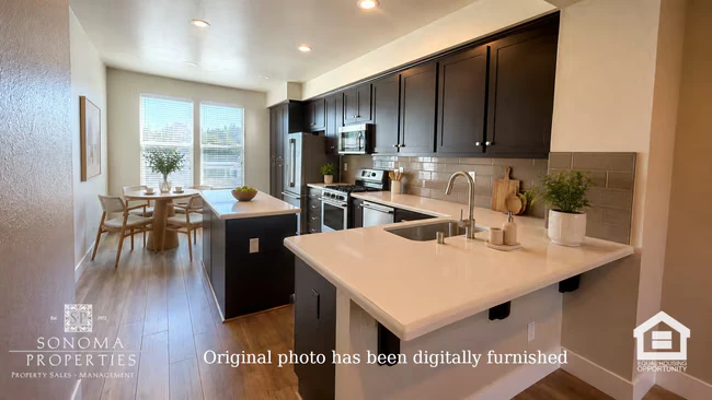 425 Kylie Ln Santa Rosa, CA 95409 photo 2