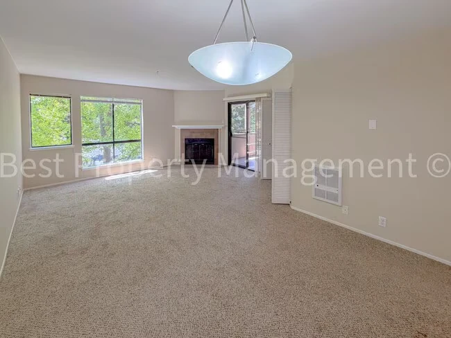 39219 Guardino Dr Fremont, CA 94538 photo 2