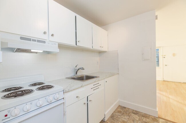 Viewmont Apartments photo 5