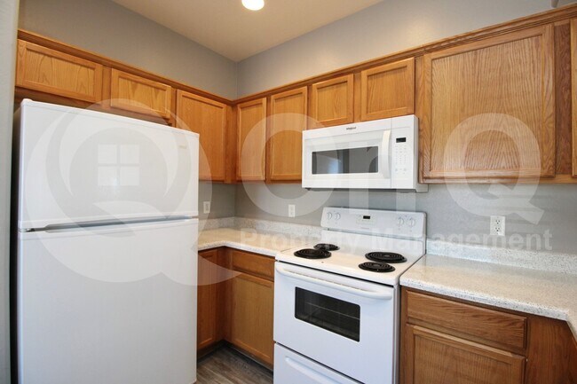 6770 N 47th Ave Glendale, AZ 85301 photo 5