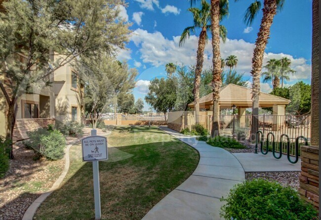 6770 N 47th Ave Glendale, AZ 85301 photo 3