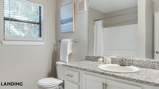 8511 15th Ave NW Seattle, WA 98117 photo 5