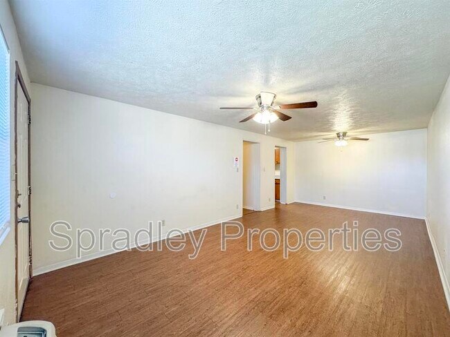 608 John Paul Jones Dr Temple, TX 76504 photo 2