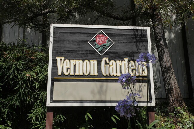 671 Vernon photo 3