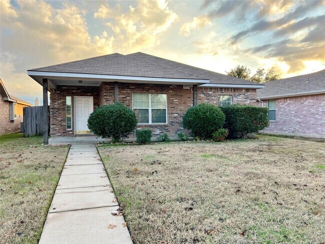 703 Donny Brook Dr Wylie, TX 75098 photo 2