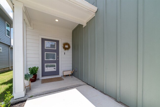 129 Folsom St San Marcos, TX 78666 photo 4