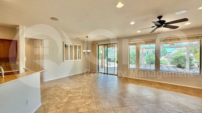 20914 N Barberry Ln Surprise, AZ 85387 photo 5