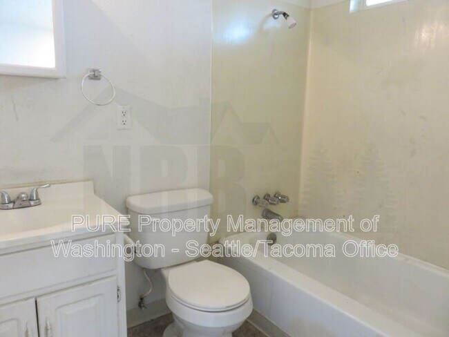 4801 109th St SW Lakewood, WA 98499 photo 5