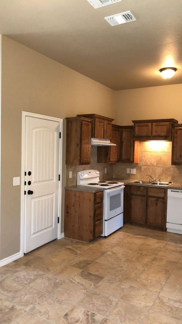 4308 Hunters Pl Dr Killeen, TX 76549 photo 3