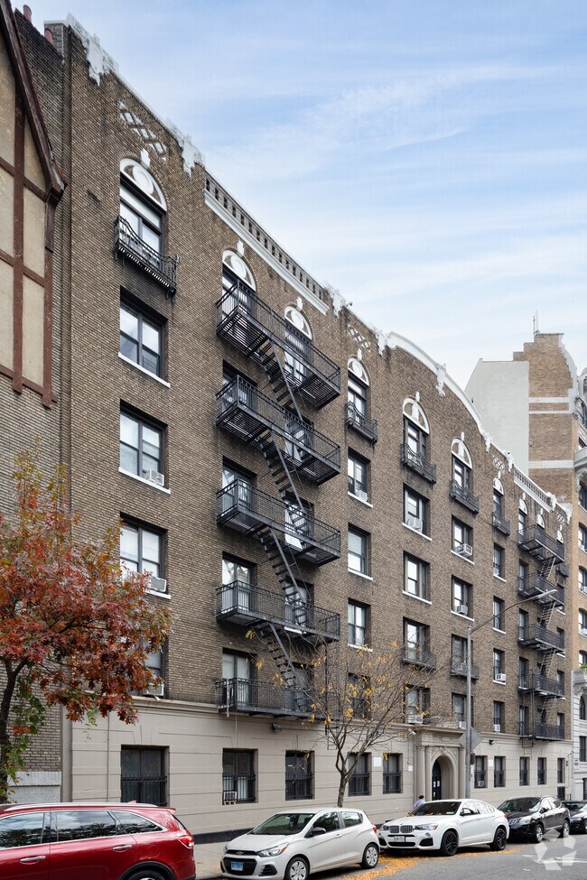 812 Riverside Dr New York, NY 10032 photo 4