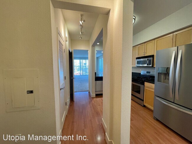 1594 Brunswig Ln Emeryville, CA 94608 photo 2