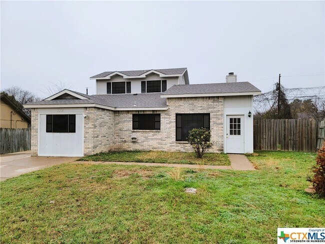 3901 Pickwick Ln Killeen, TX 76543 photo 2