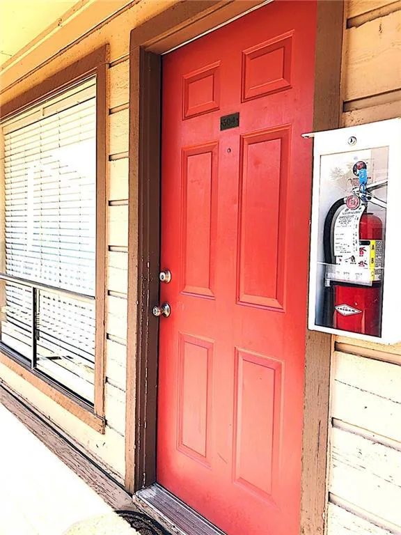 2210 Pearl Street, Austin, TX 78705 photo 5
