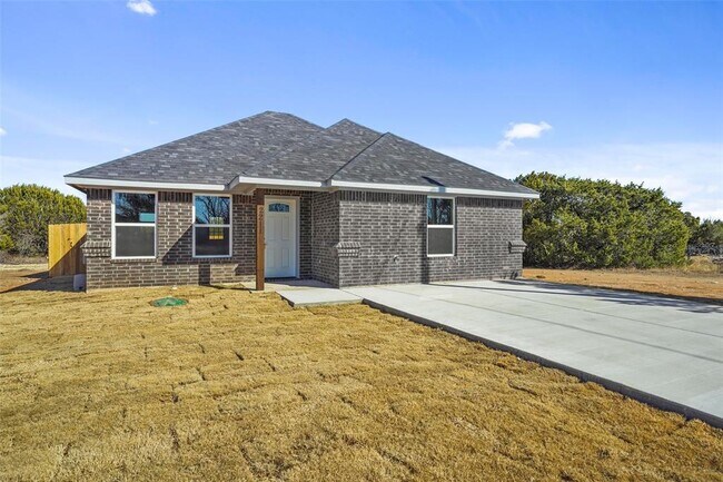 2211 Hercules Drive, Granbury, TX 76048 photo 2