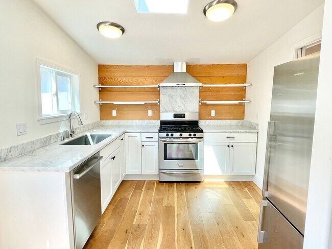 620 A 29th Street, San Francisco, CA 94131 photo 4