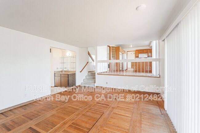 4987 Fern Pl Rohnert Park, CA 94928 photo 4