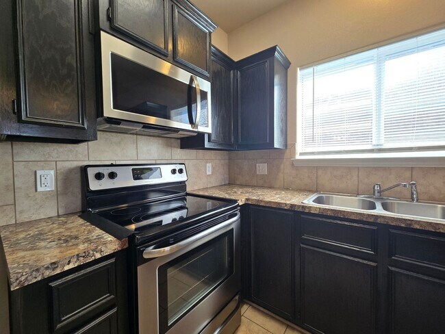 1101 Grace Point Dr Killeen, TX 76549 photo 5