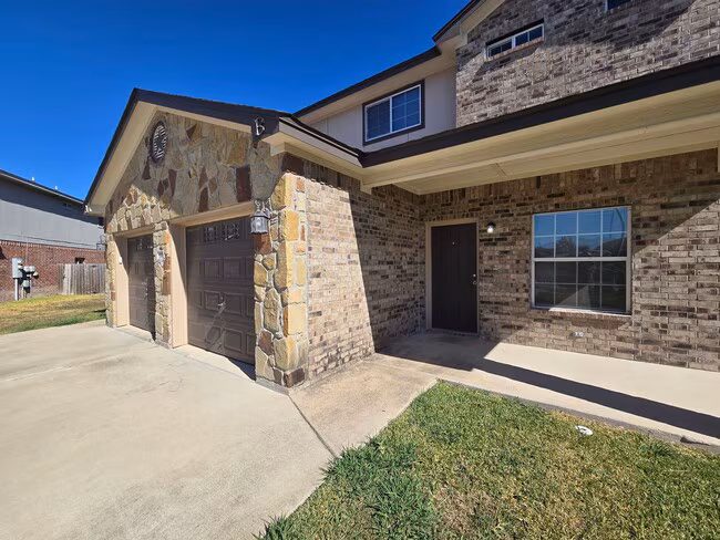 1101 Grace Point Dr Killeen, TX 76549 photo 2