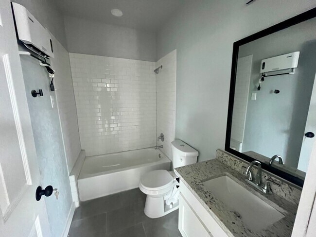 2702 Observation Dr San Antonio, TX 78227 photo 5