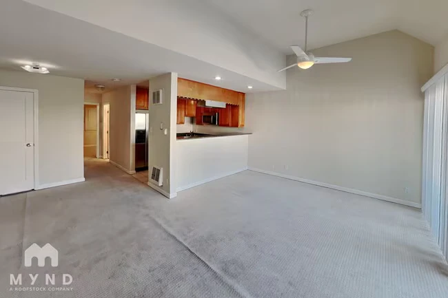 7 Embarcadero West Oakland, CA 94607 photo 3