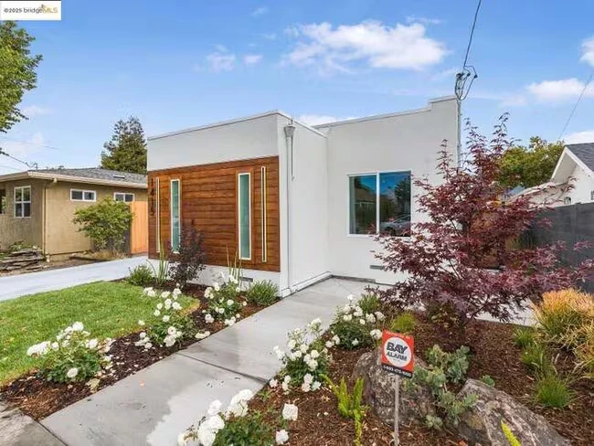 1415 Tenth St Berkeley, CA 94710 photo 4
