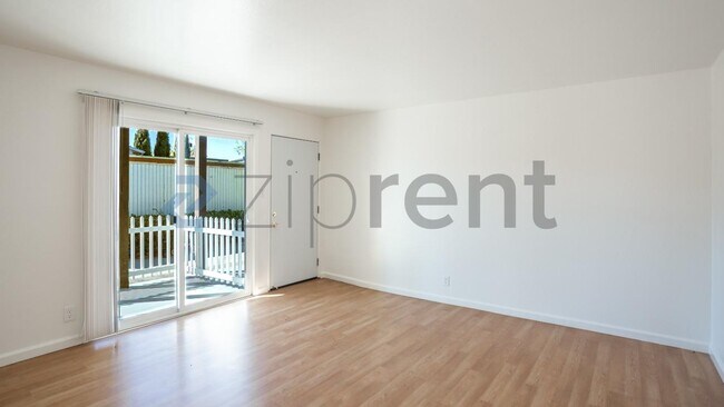 Unit Unit B photo 2