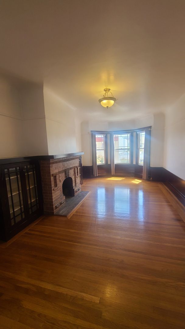 7 Leo Street, San Francisco, CA 94112 photo 5