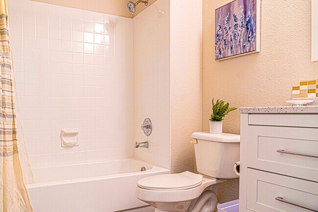 14615 NE 32nd St Bellevue, WA 98007 photo 5