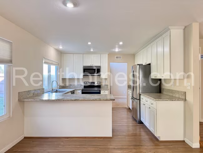 371 Compass Rd Oceanside, CA 92054 photo 4