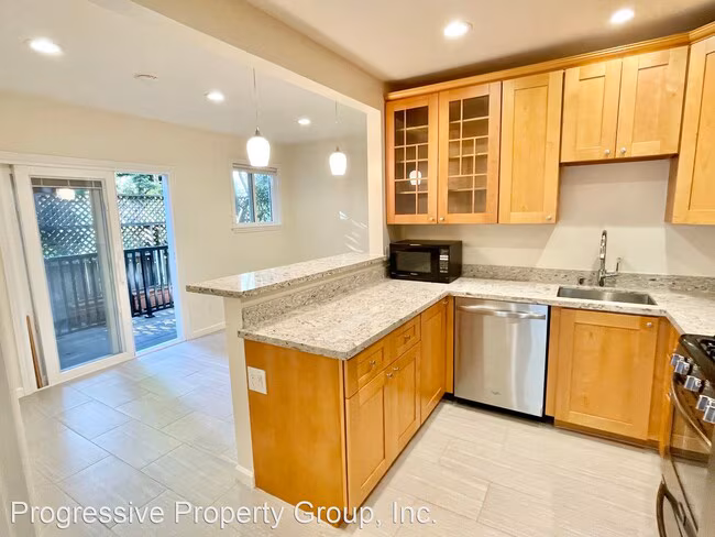 862 Kansas St, San Francisco (Single Family) photo 2