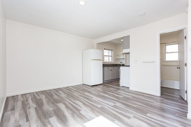 4520 Marlborough Dr San Diego, CA 92116 photo 4
