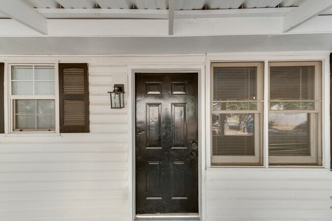 123 Folly Beach Drive, Lake Dallas, TX 75065 photo 4