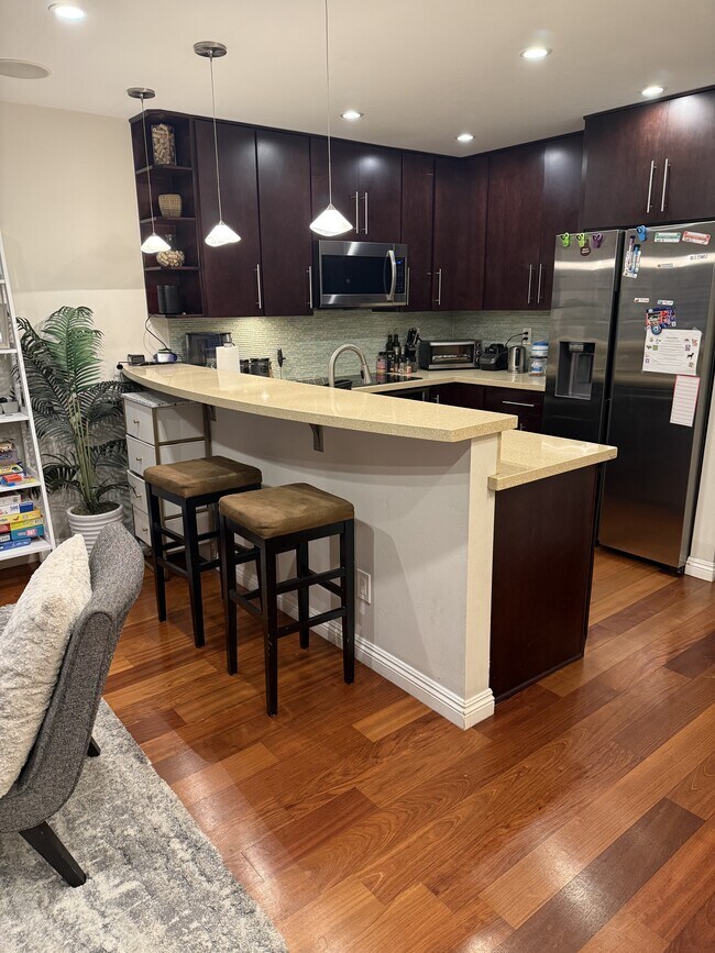 4130 Porte de Palmas San Diego, CA 92122 photo 2