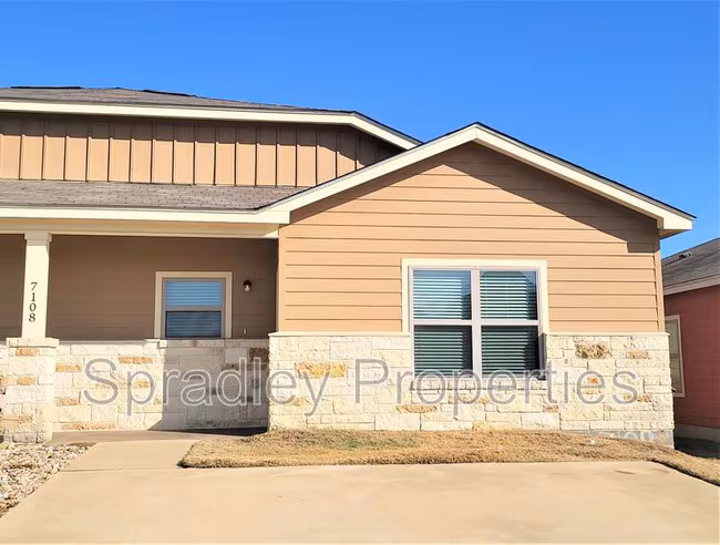 7108 Cameron Park Rd Temple, TX 76502 photo 2